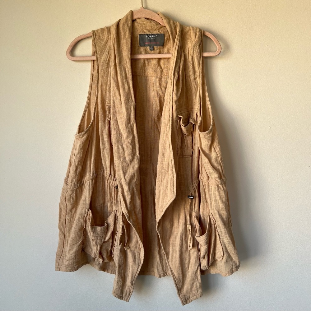 Torrid Gauze Drape Front Vest Lightweight Tan Cotton Blend Size 2
